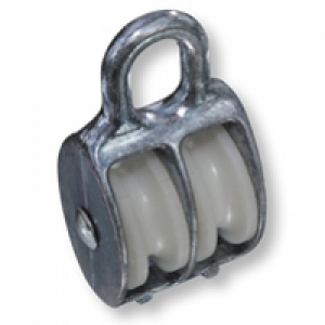 Блок двойной 20мм нейлон.колес d6