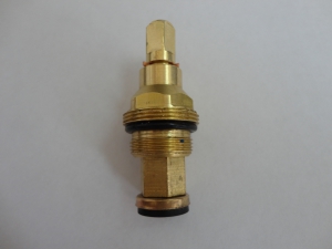 Кранбукса резина под юбку (улуч. Сумская) по квадрат (500) 1297 полнооборотная